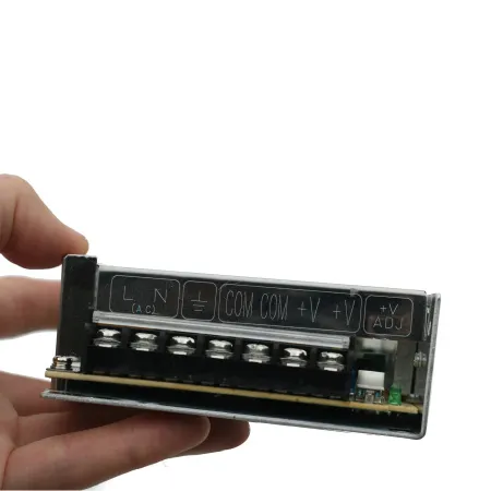 Источник питания INNOCONTвход: 220VAC, 1.3А, выход: 145W, 24VDC, 6A,-10 +50С, IP20, типы защиты: КЗ, перегрузка, перенапряжение SB-P-145-24